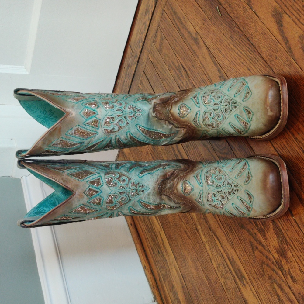 Corral Mint Turquoise and Gold Glitter Heart Square Toe Sophie Cowboy Boots